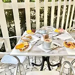 Hotel Niagara 3*